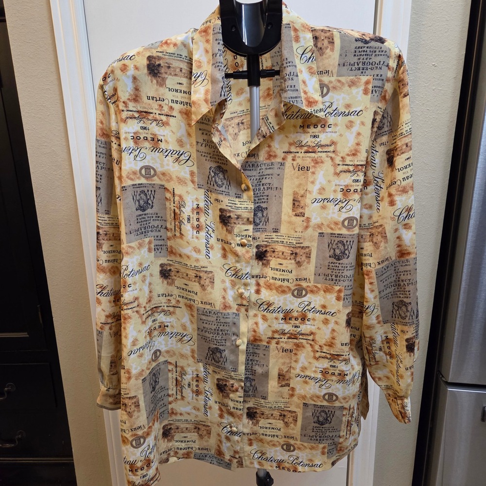 Martinique Vintage French Wine Label Print Button Down Blouse Tan Brown Large